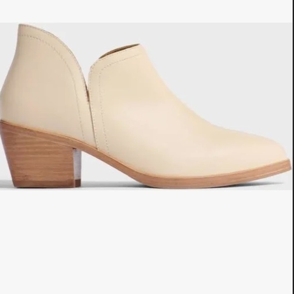 Nisolo Mia Everyday Leather Ankle Bootie Bone Size 7 - Picture 1 of 6